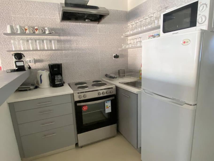2Bdr Boutique Full Apt In Plaka Athene Buitenkant foto