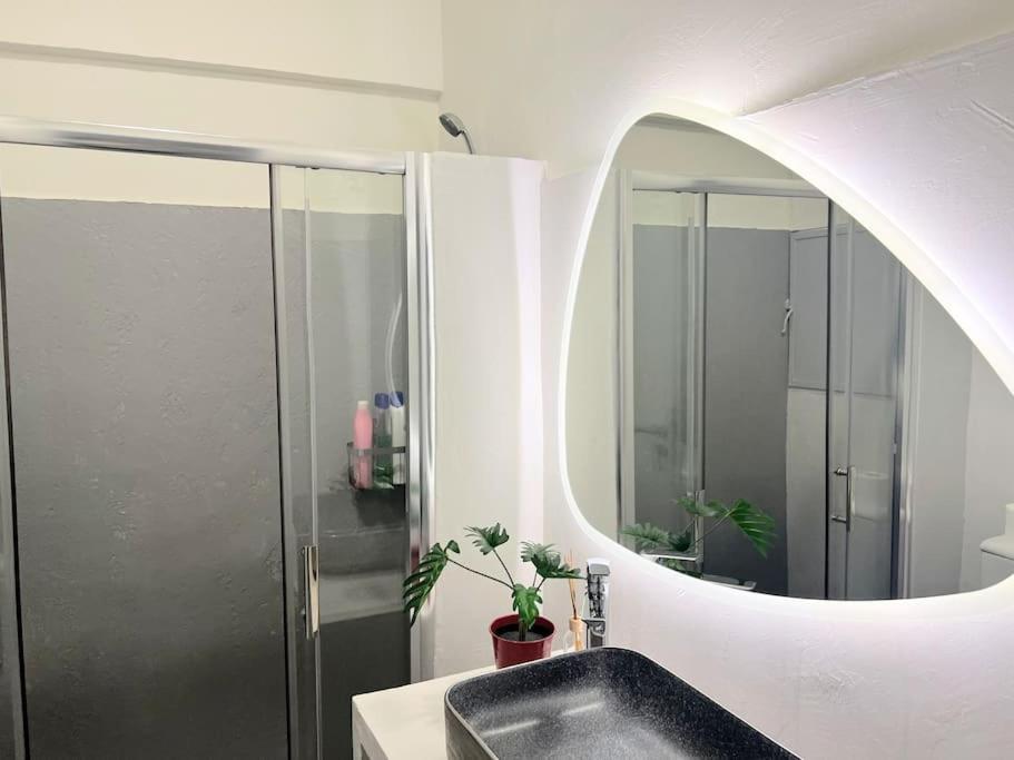 2Bdr Boutique Full Apt In Plaka Athene Buitenkant foto