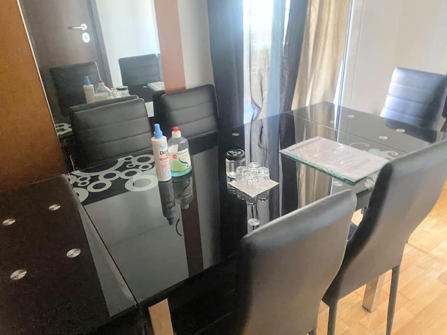 2Bdr Boutique Full Apt In Plaka Athene Buitenkant foto