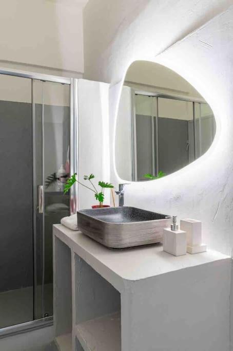 2Bdr Boutique Full Apt In Plaka Athene Buitenkant foto