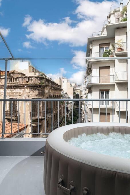 2Bdr Boutique Full Apt In Plaka Athene Buitenkant foto
